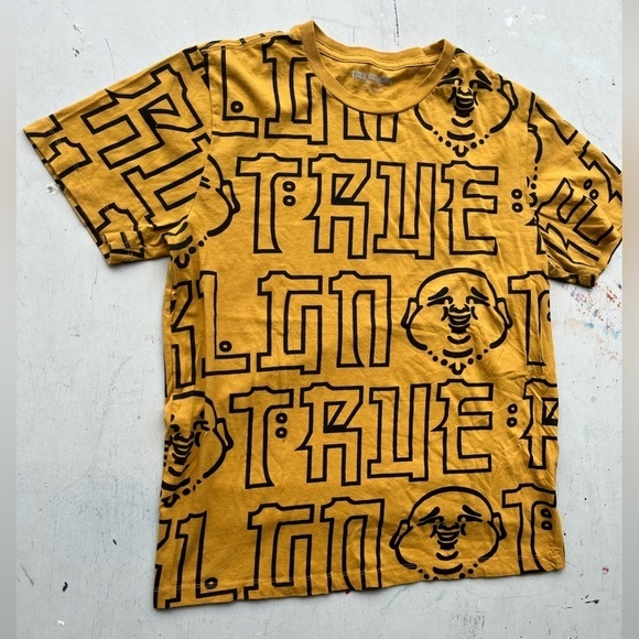Women's True Religion T-Shirt Yellow All-Over Print M Buddha Y2K Logo Streetwear - Picture 3 of 12
